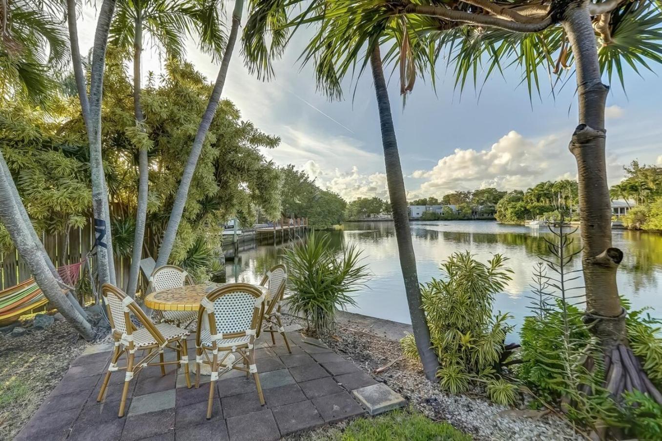 Waterfront Apartment Private Patio Pool Fort Lauderdale Eksteriør billede